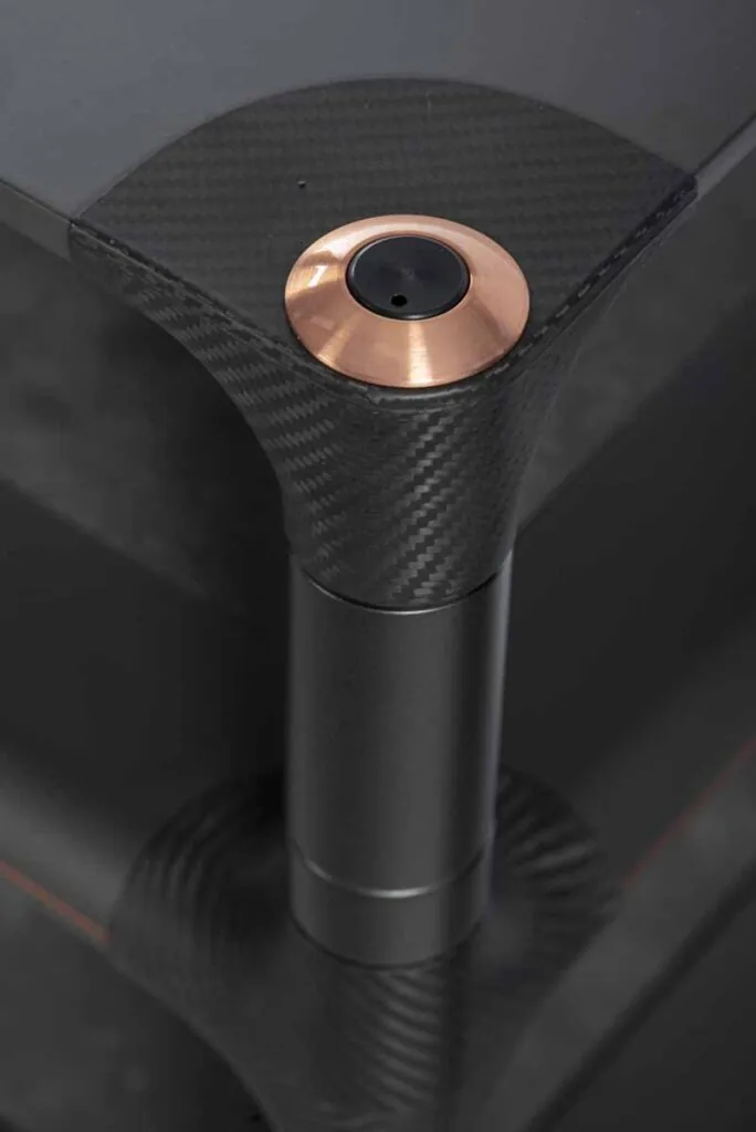 A Bassocontinuo carbon-fibre leg and its copper foot